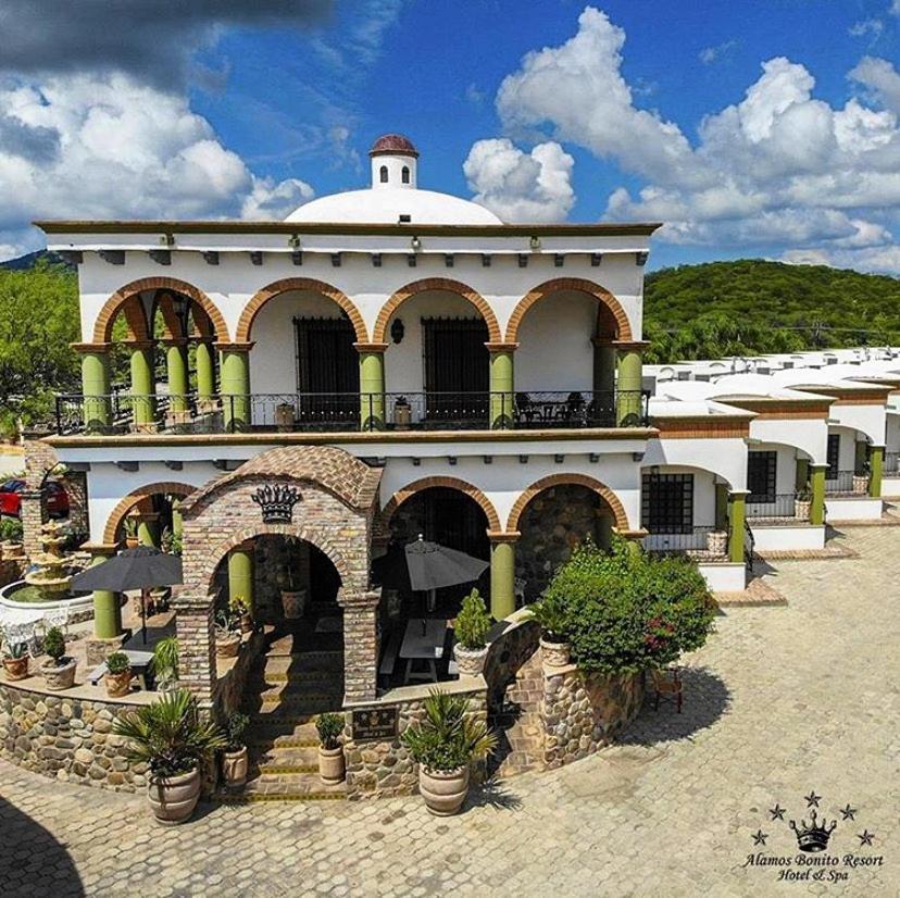 Alamos Bonito Resort ภายนอก รูปภาพ