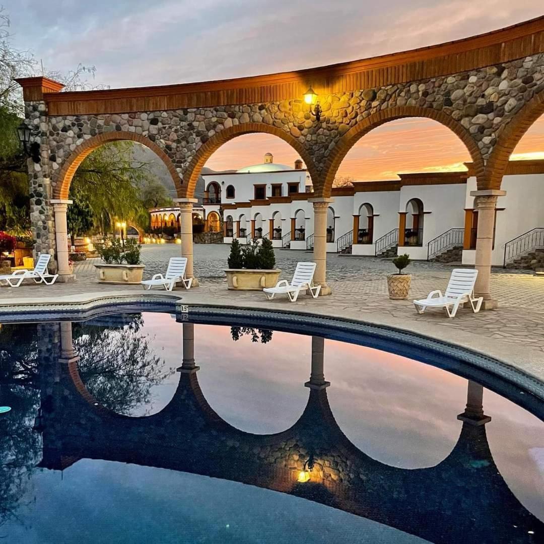 Alamos Bonito Resort ภายนอก รูปภาพ